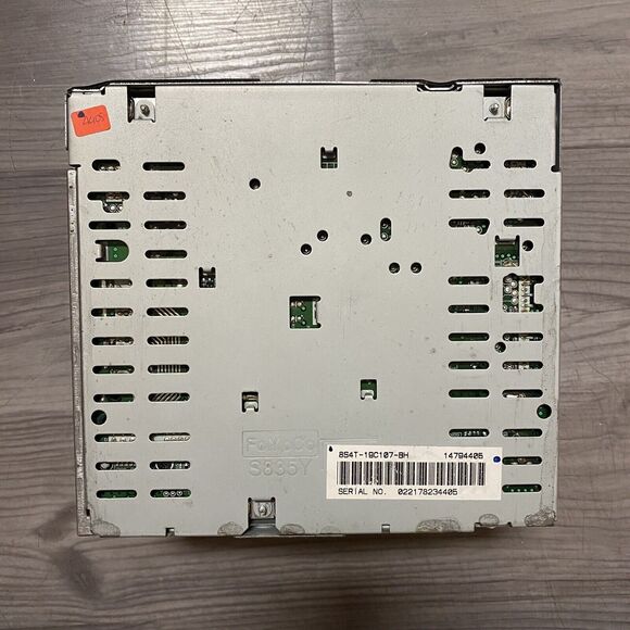 2008-2008 Ford Focus Am Fm Cd Player Radio Receiver 90263 - Picture 6 of 6